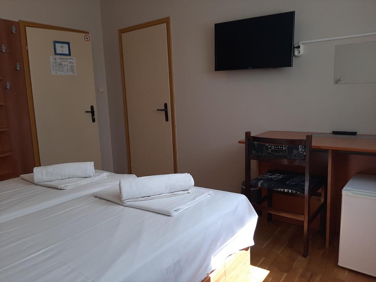 Guest House Diel Veliko Tărnovo Esterno foto