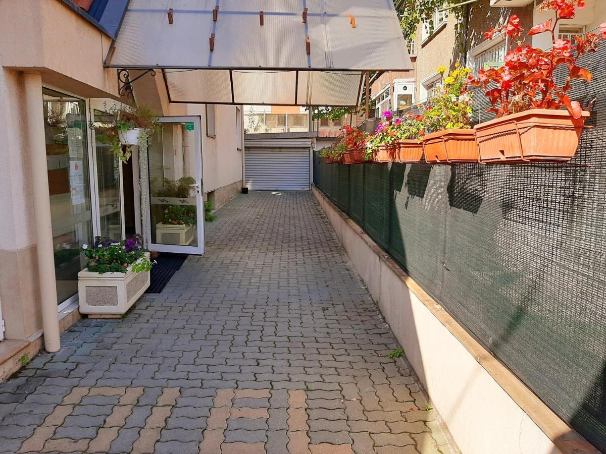 Guest House Diel Veliko Tărnovo Esterno foto