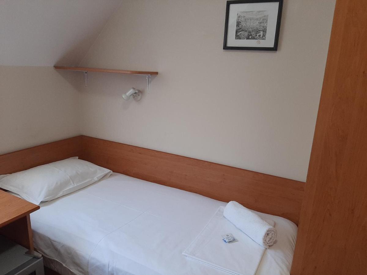 Guest House Diel Veliko Tărnovo Esterno foto